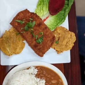 Chuleta de Cerdo Empanizada